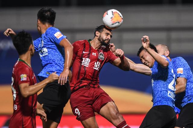 杨28+11老鹰险胜凯尔特人 步行者送76人5连败